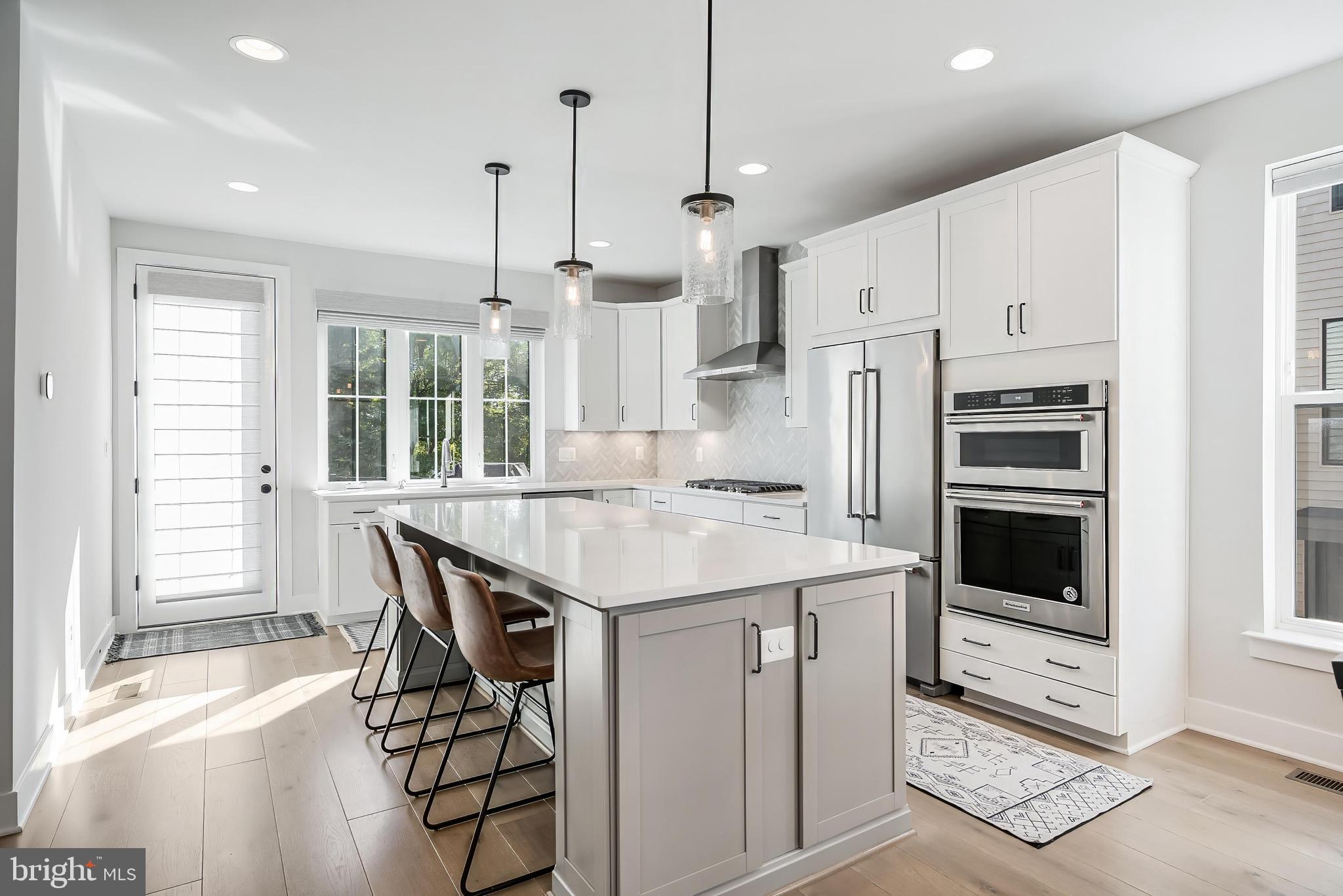 6277 Edsall Road Alexandria, VA 22312 - Photo 3 of 9 Gallery Image 3