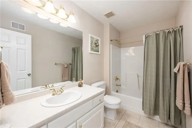 $335,000 | 304 Northglen Court, Gibsonia, PA 15044