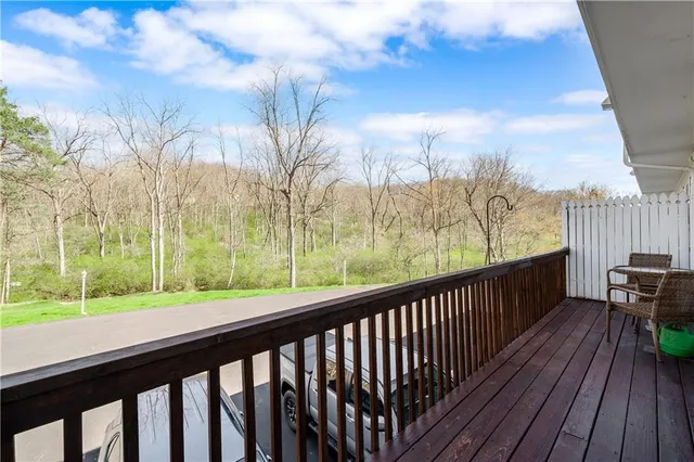 $335,000 | 304 Northglen Court, Gibsonia, PA 15044