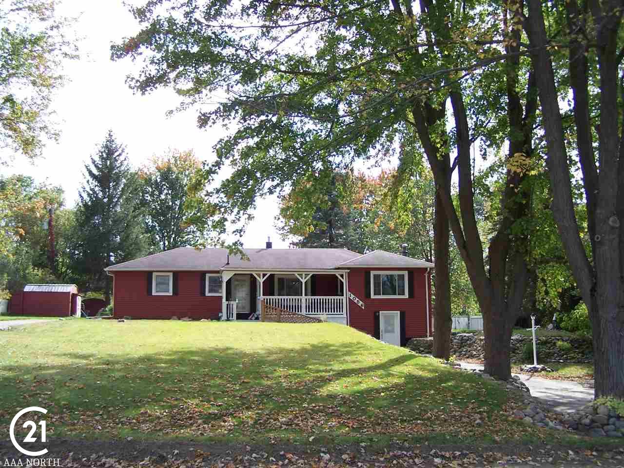 1056 East Gunn Road Rochester, MI 48306 - Photo 1 of 28