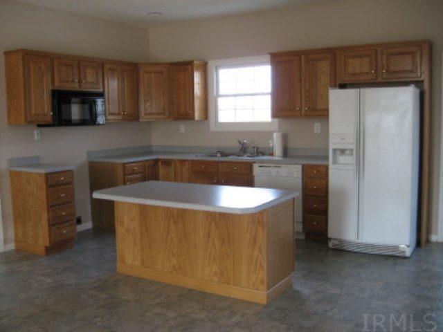 2191 West Water Tower Road Salem, IN 47167 - Photo 5 of 9