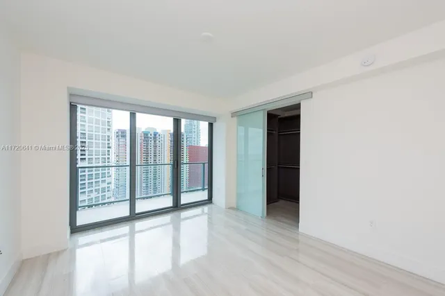 $1,590,000 | 1451 Brickell Avenue, Unit 2103, Miami, FL 33131