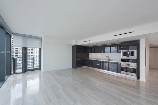 $1,590,000 | 1451 Brickell Avenue, Unit 2103, Miami, FL 33131