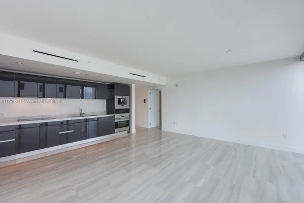 $1,590,000 | 1451 Brickell Avenue, Unit 2103, Miami, FL 33131