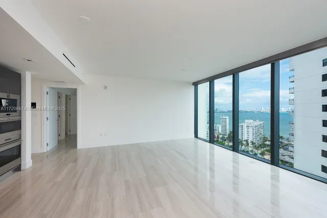 $1,590,000 | 1451 Brickell Avenue, Unit 2103, Miami, FL 33131