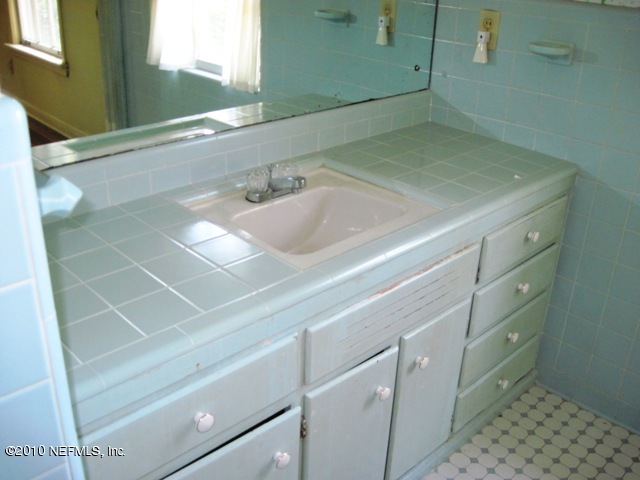223 River Road Orange Park, FL 32073 - Photo 13 of 26 MASTER SUITE