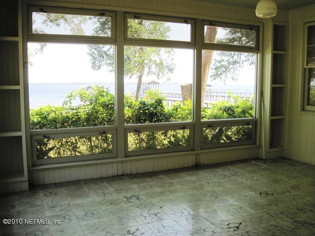 223 River Road Orange Park, FL 32073 - Photo 15 of 26 SUNROOM