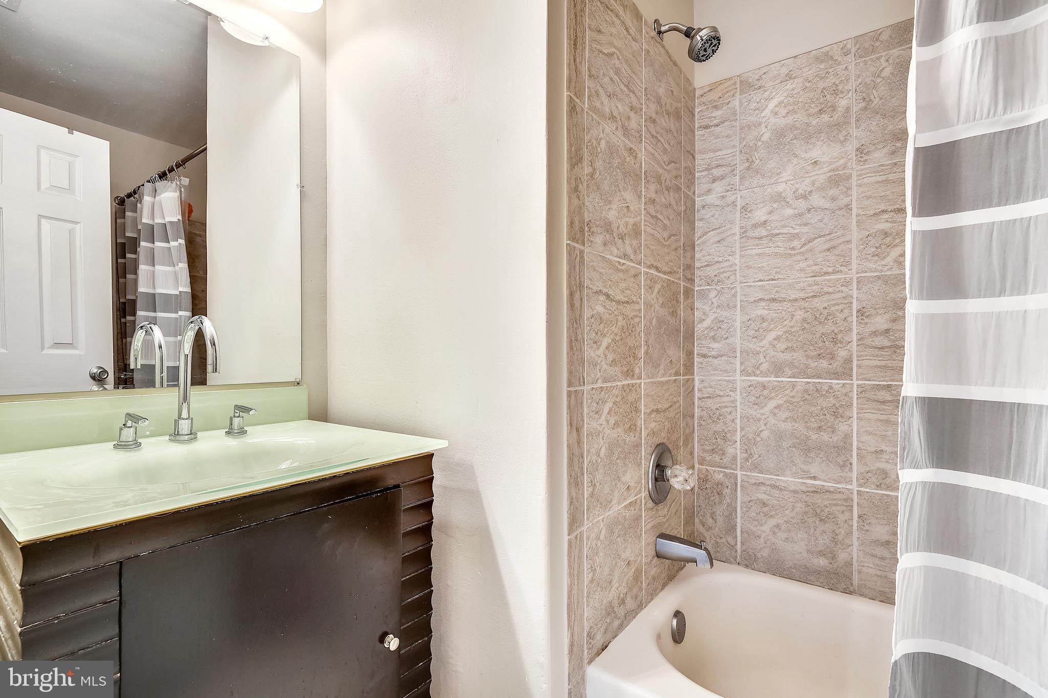 6 West Lee Street, Unit R66 Baltimore, MD 21201 - Photo 14 of 35