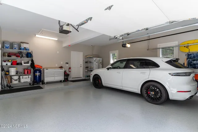 $839,000 | 1310 Regatta Drive, Wilmington, NC 28405