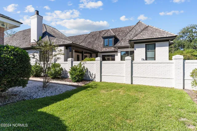 $839,000 | 1310 Regatta Drive, Wilmington, NC 28405