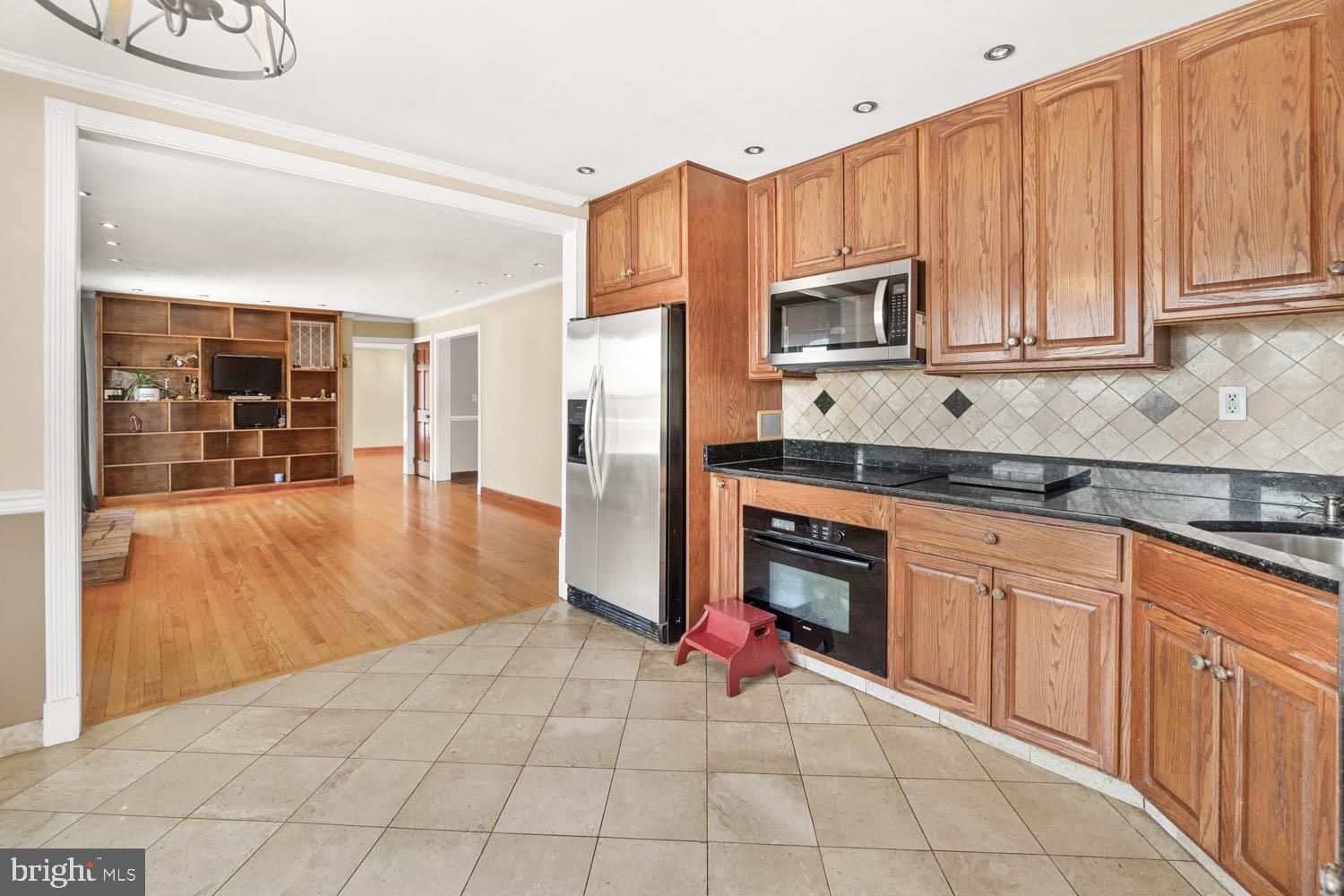 27210 Ridge Road Damascus, MD 20872 - Photo 13 of 61 Gallery Image 13