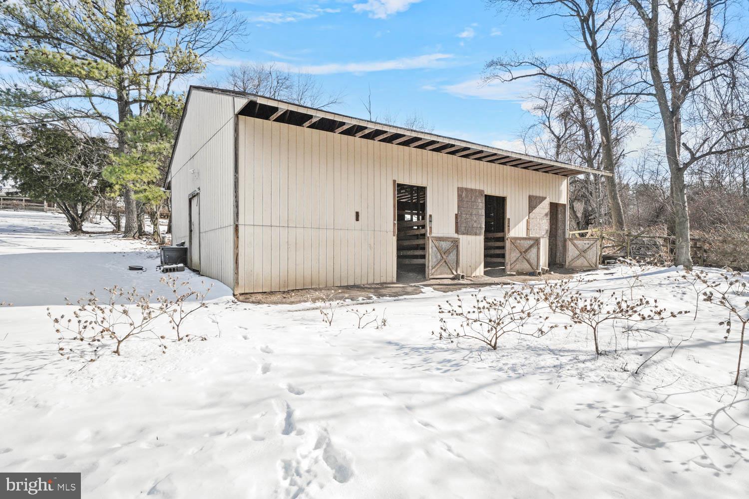 27210 Ridge Road Damascus, MD 20872 - Photo 45 of 61 Gallery Image 45