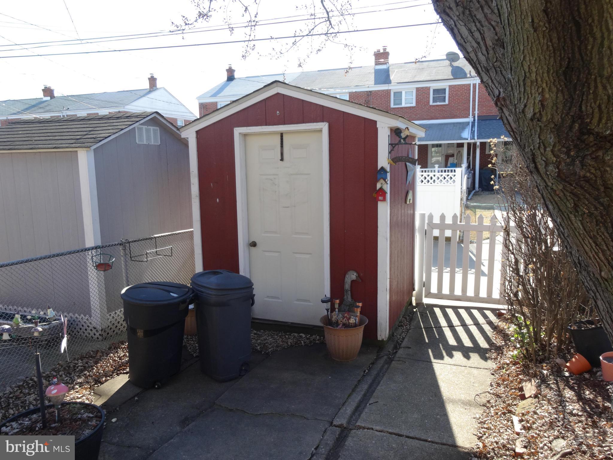 2307 Searles Road Baltimore, MD 21222 - Photo 5 of 16 Exterior (Rear)