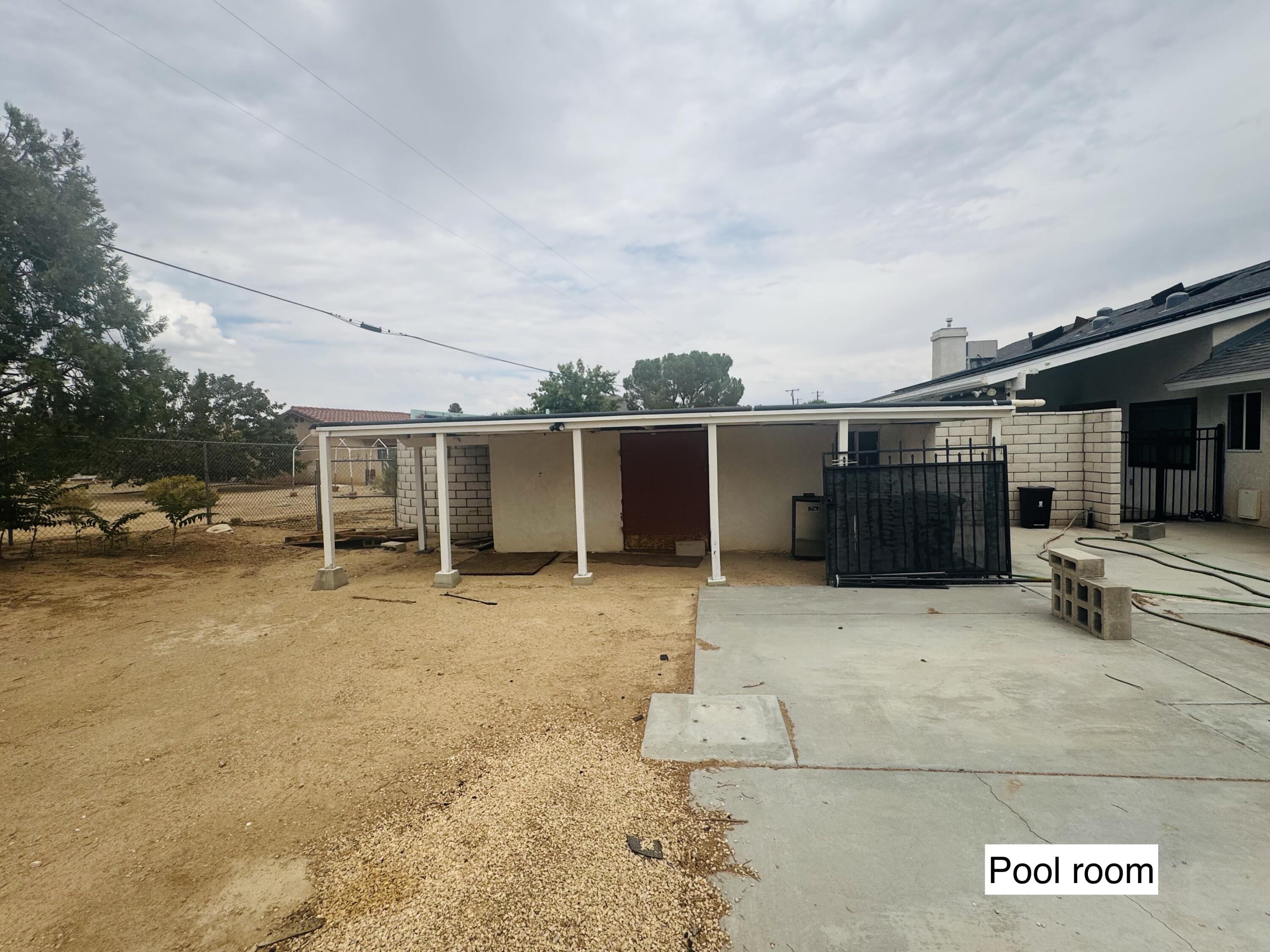 15020 Choco Road Apple Valley, CA 92307 - Photo 16 of 85 IMG_1285