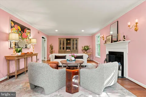 $1,395,000 | 736 Governor Circle, Newtown Square, PA 19073