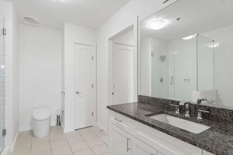 $625,000 | 900 20th Avenue South, Unit 1006, Nashville, TN 37212