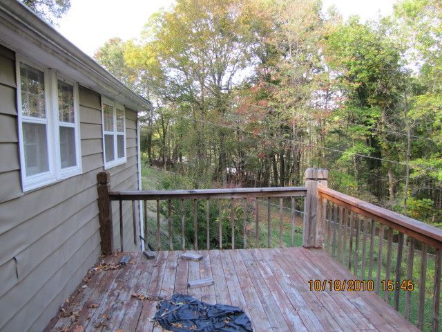 7630 Webb Road Boones Mill, VA 24065 - Photo 3 of 10 Deck