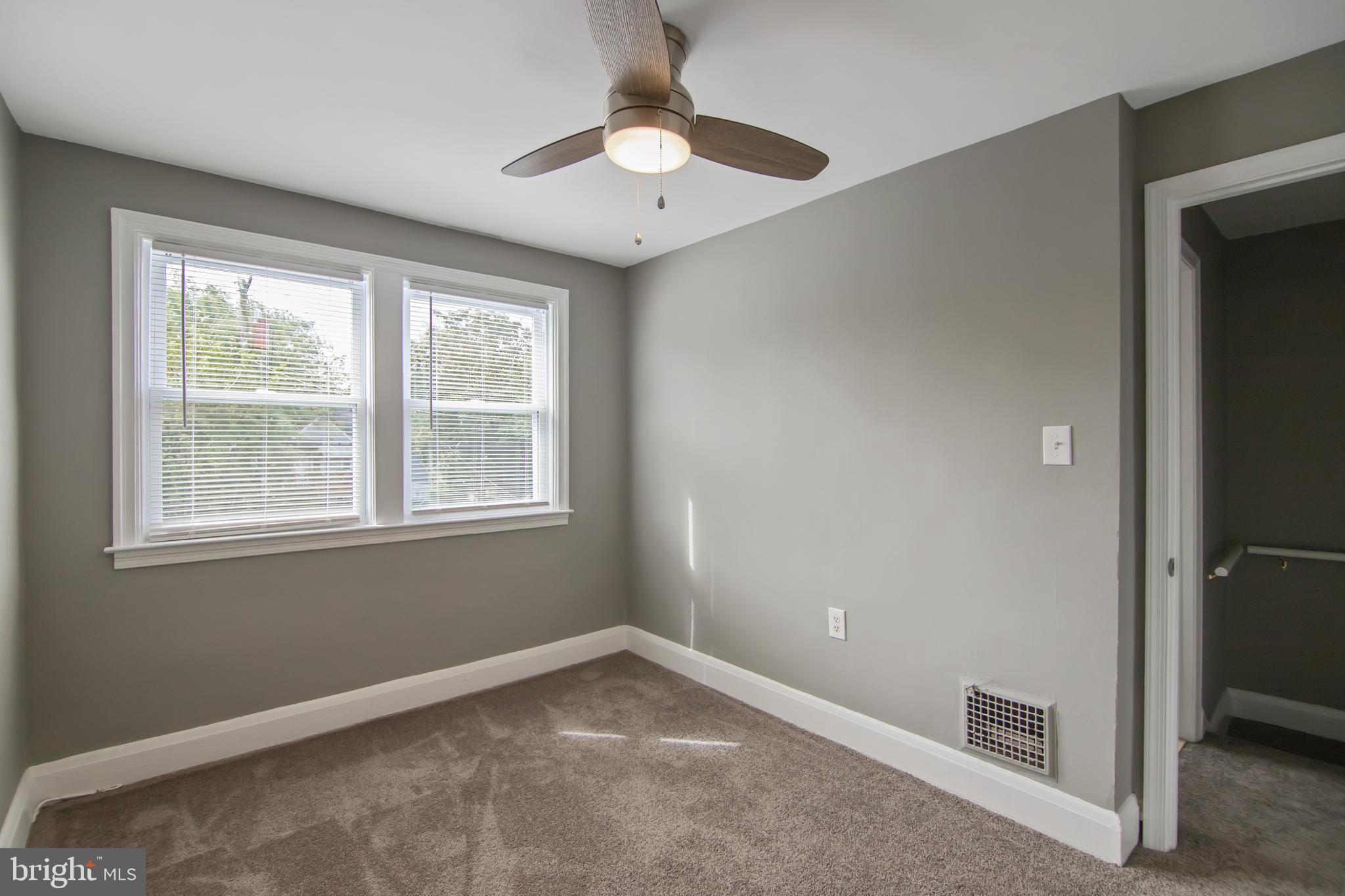 227 West Edgevale Road Baltimore, MD 21225 - Photo 12 of 29