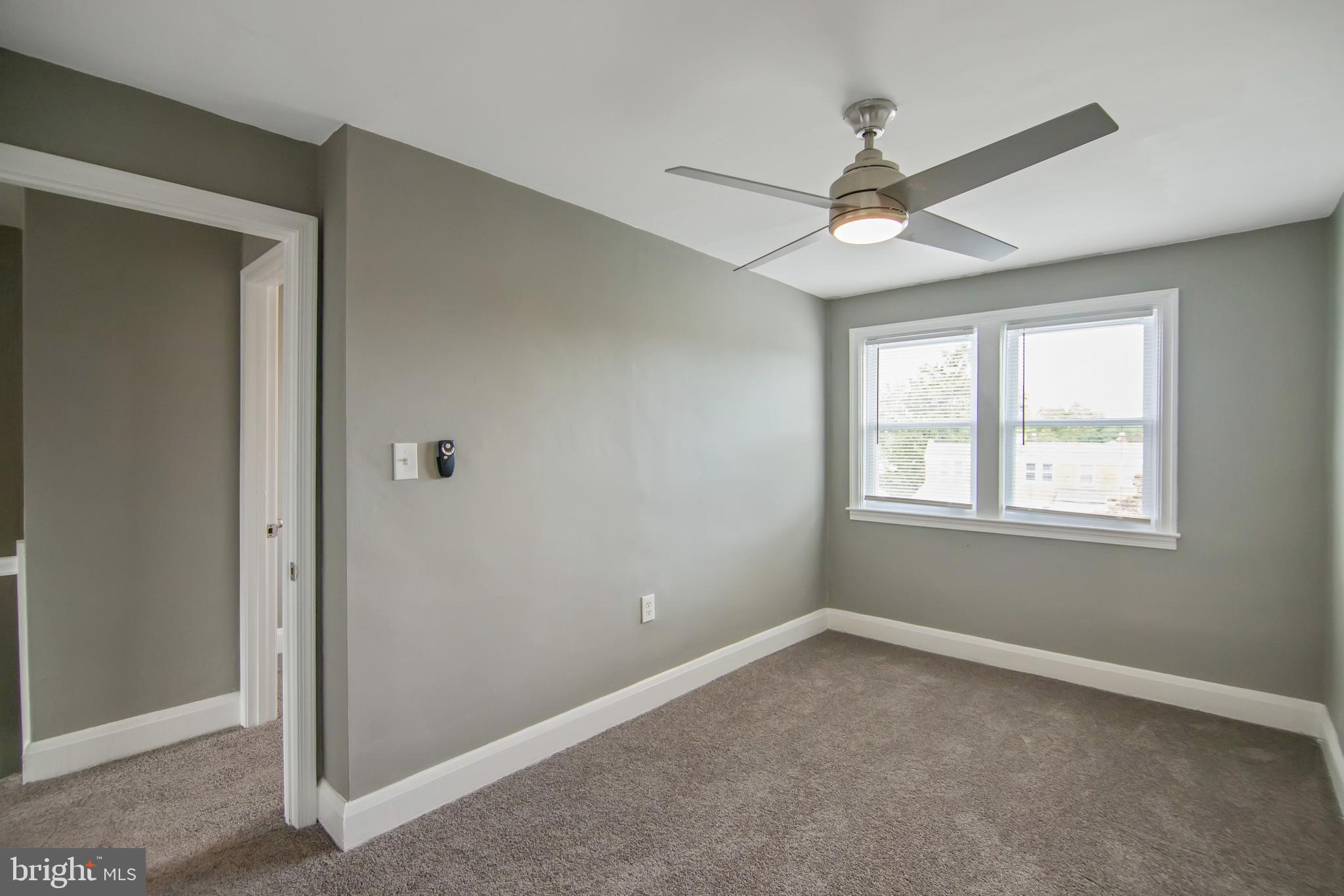227 West Edgevale Road Baltimore, MD 21225 - Photo 16 of 29