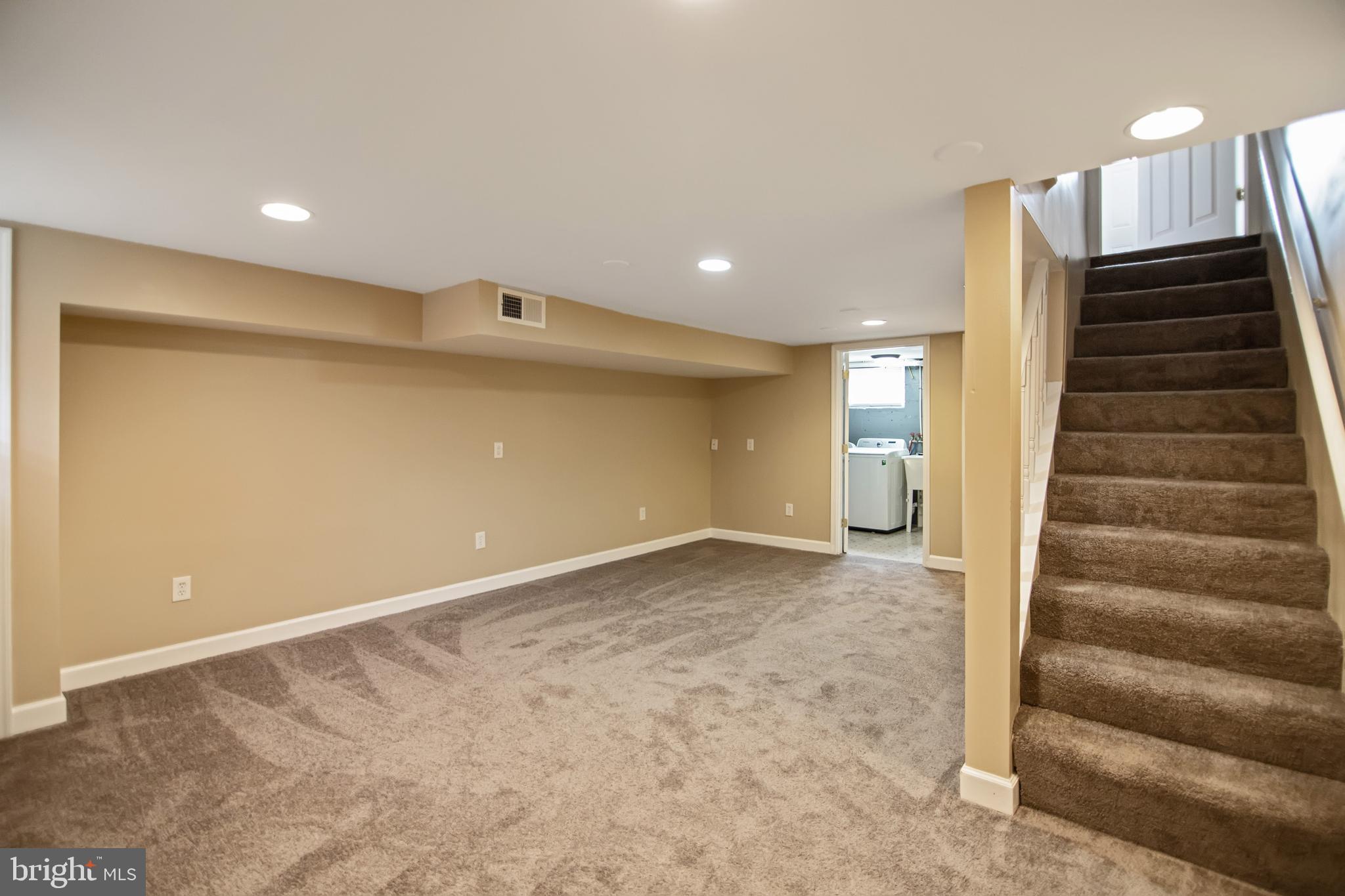 227 West Edgevale Road Baltimore, MD 21225 - Photo 21 of 29