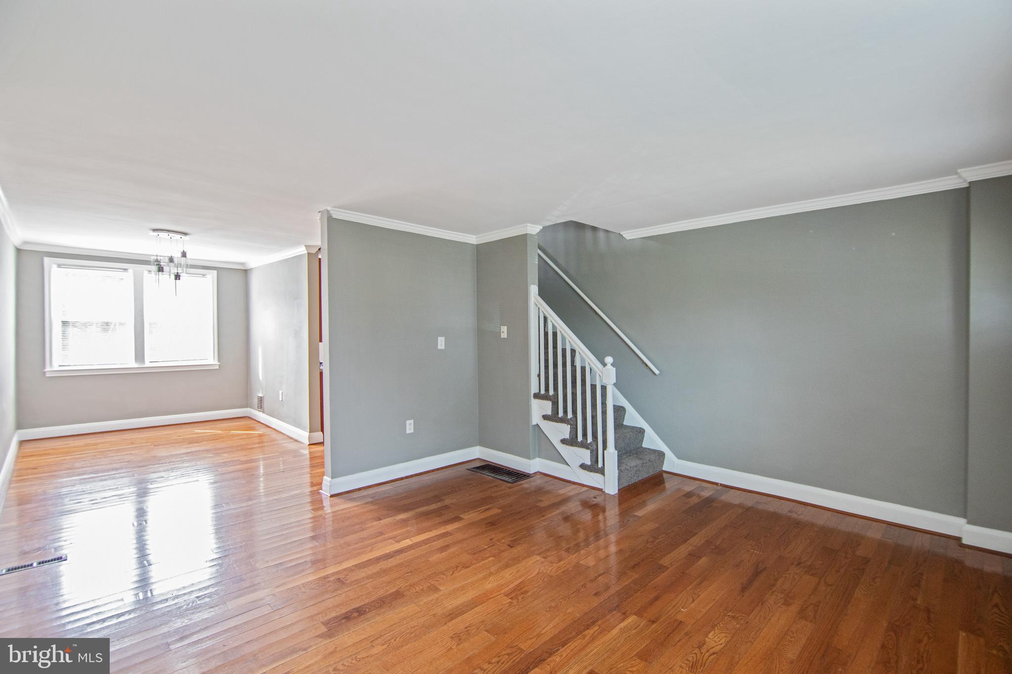 227 West Edgevale Road Baltimore, MD 21225 - Photo 5 of 29