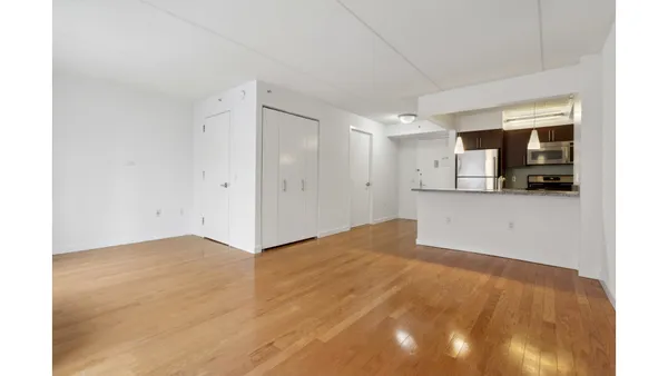 $4,000 | 555 West 23rd Street, Unit S4P | Chelsea