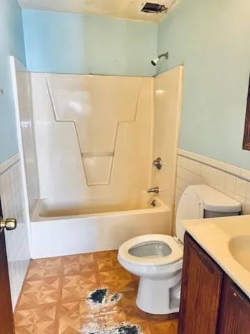 $564,900 | 8-12 Nichols Street, Gardner, MA 01440