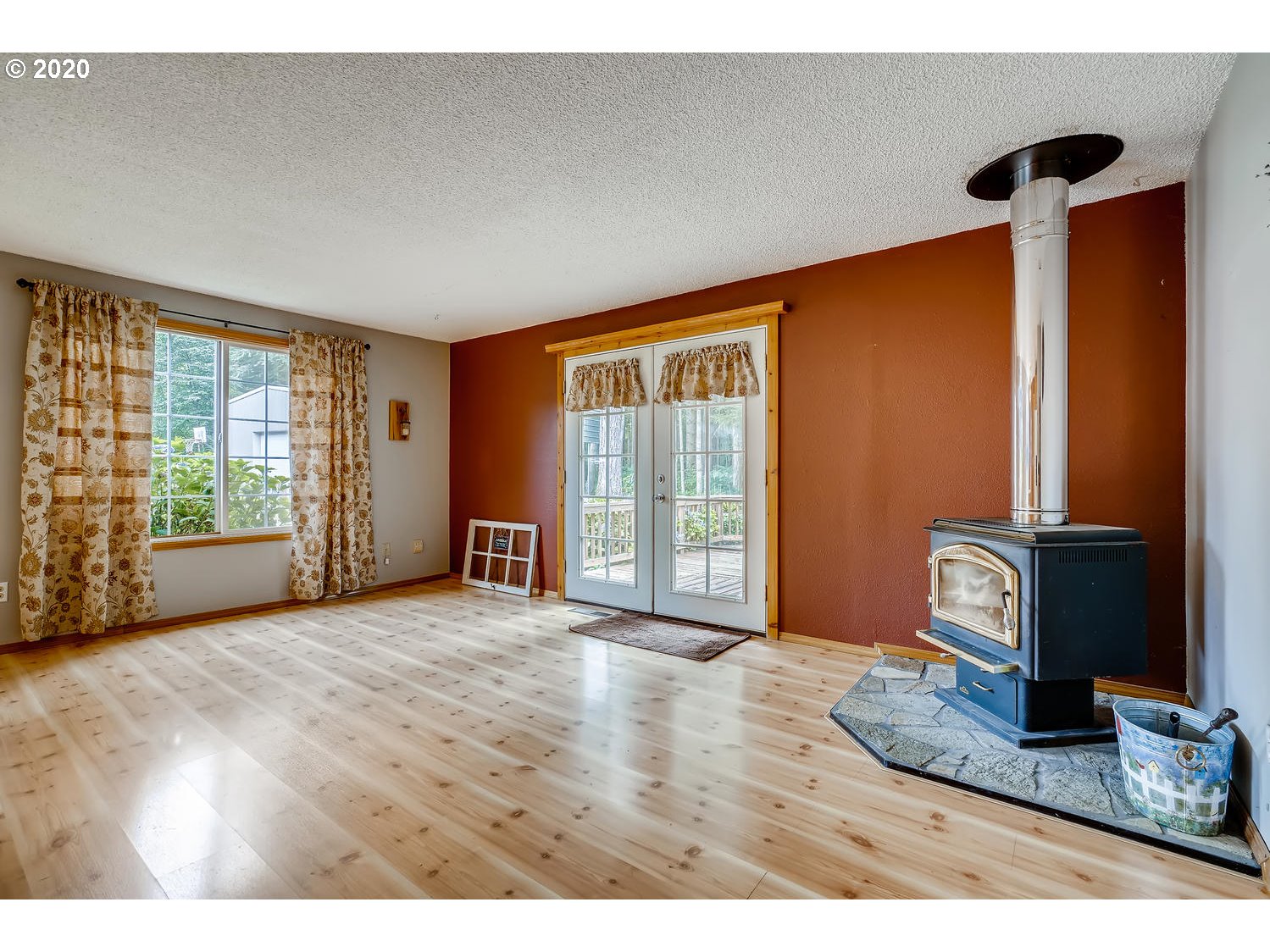 26532 South Tucker Road Estacada, OR 97023 - Photo 6 of 20 Gallery Image 6