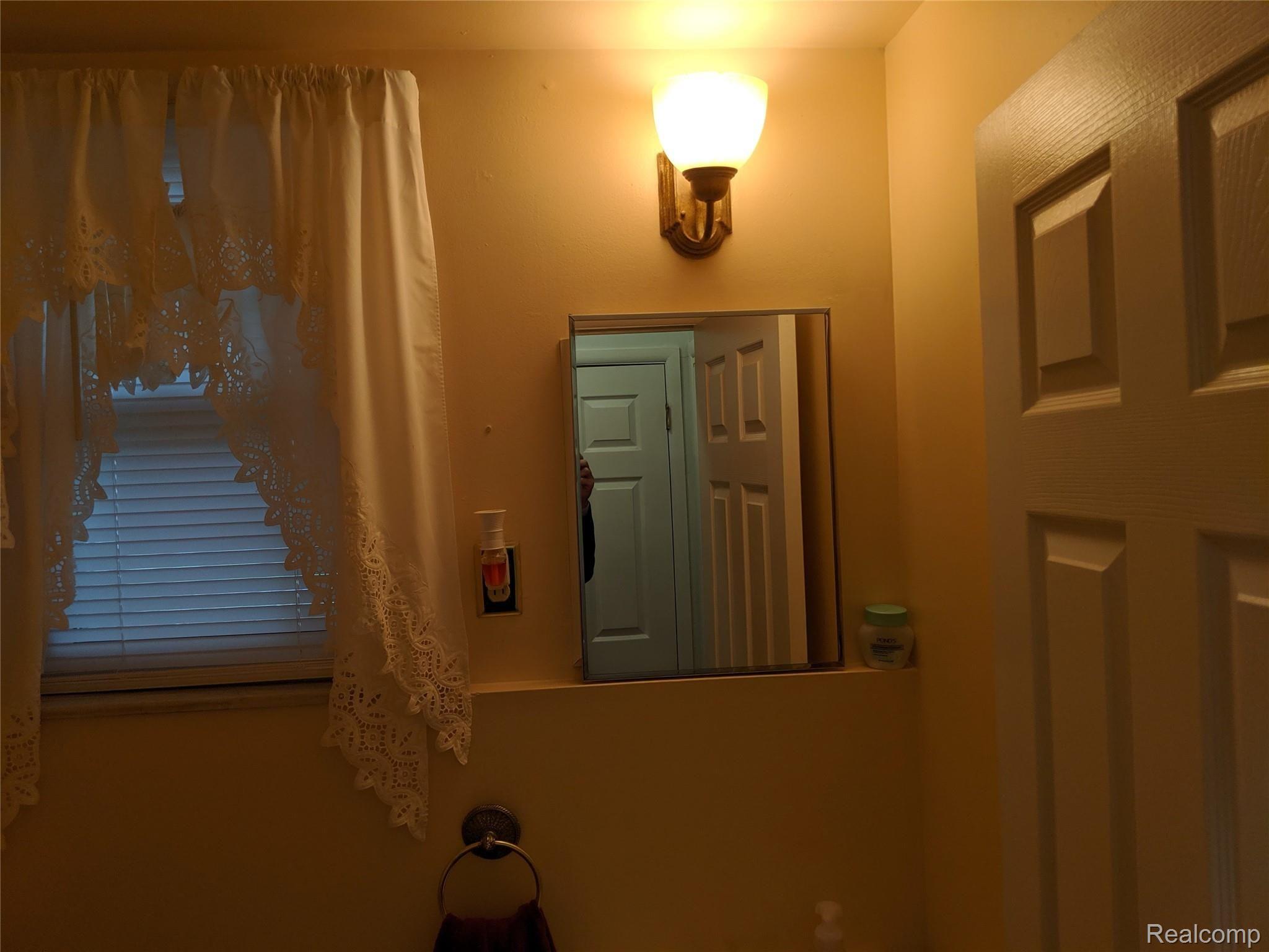 177 Goodell Street River Rouge, MI 48218 - Photo 36 of 57 IMG_20191030_142522.jpg