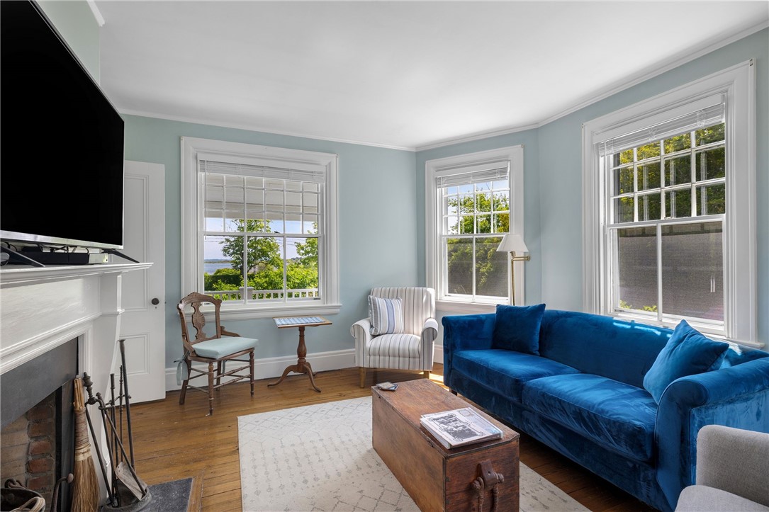 125 Sakonnet Point Road Little Compton, RI 02837 - Photo 20 of 32 Living room 2
