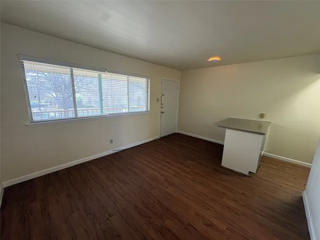 $899 | 1212 West 13th Street, Unit F, Austin, TX 78703