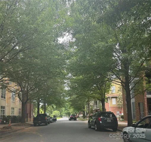 a city street with tall building