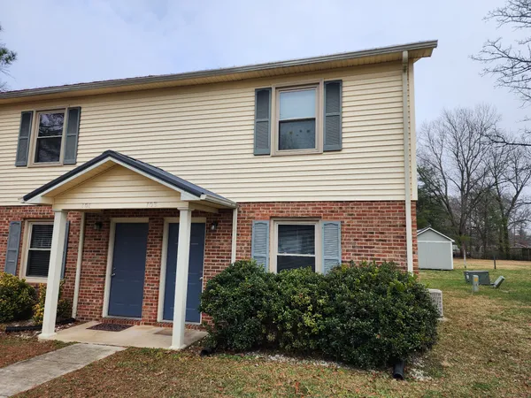 $1,100 | 103 Helen Street, Tullahoma, TN 37388
