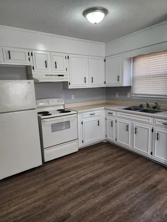 $1,100 | 103 Helen Street, Tullahoma, TN 37388