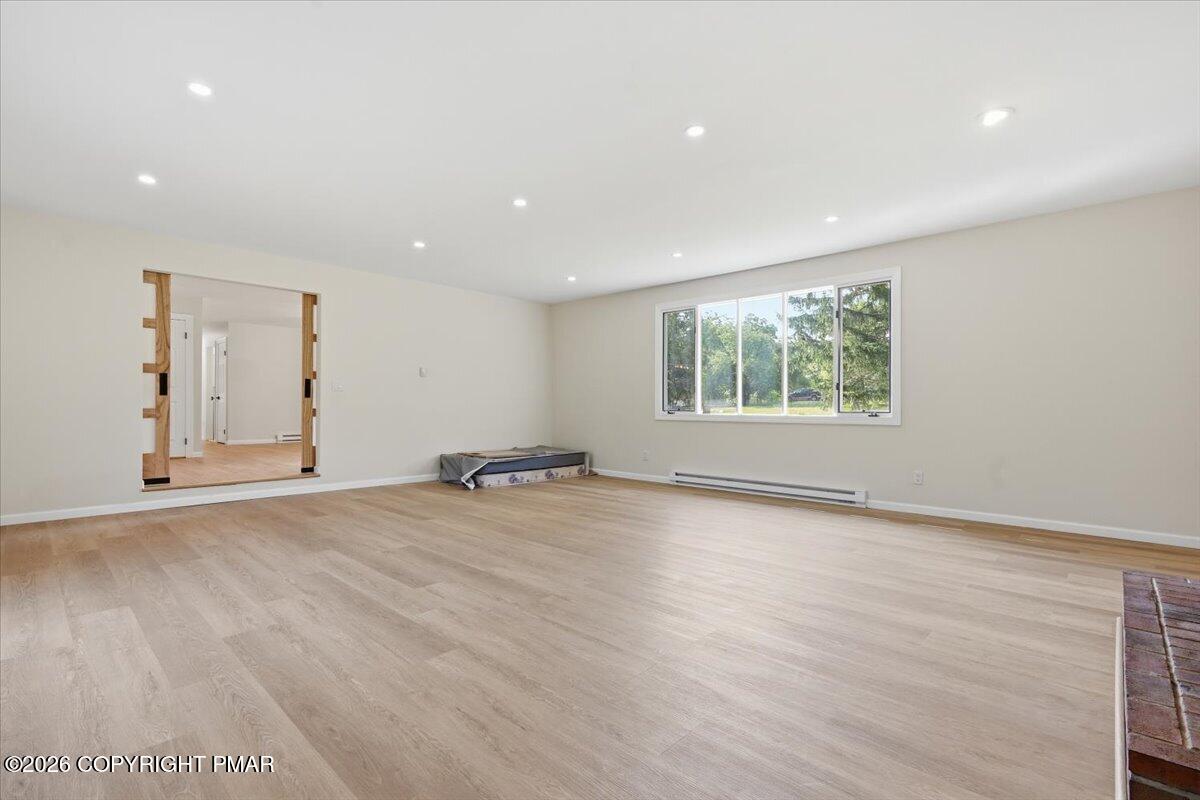 129 Rinker Road Stroudsburg, PA 18360 - Photo 25 of 64 FAMILY ROOM