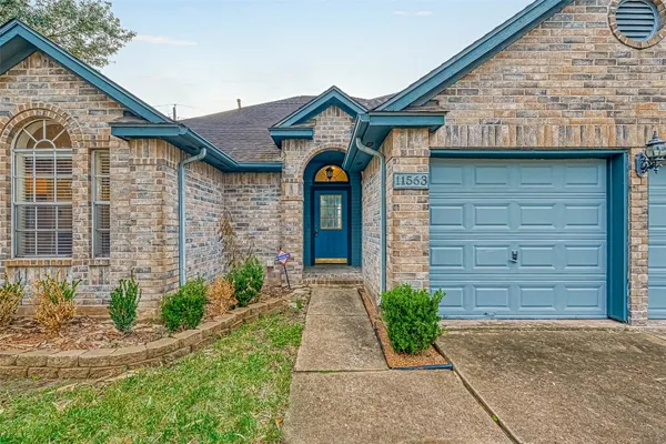 $1,950 | 11563 Withers Way Circle, Houston, TX 77065