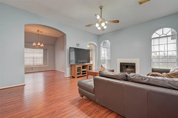 $1,950 | 11563 Withers Way Circle, Houston, TX 77065
