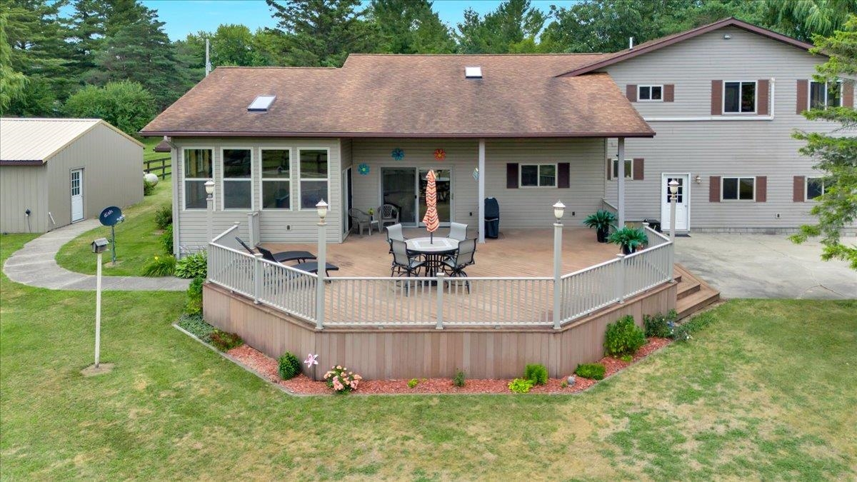 1369 East County Line Road Hale, MI 48739 - Photo 5 of 92