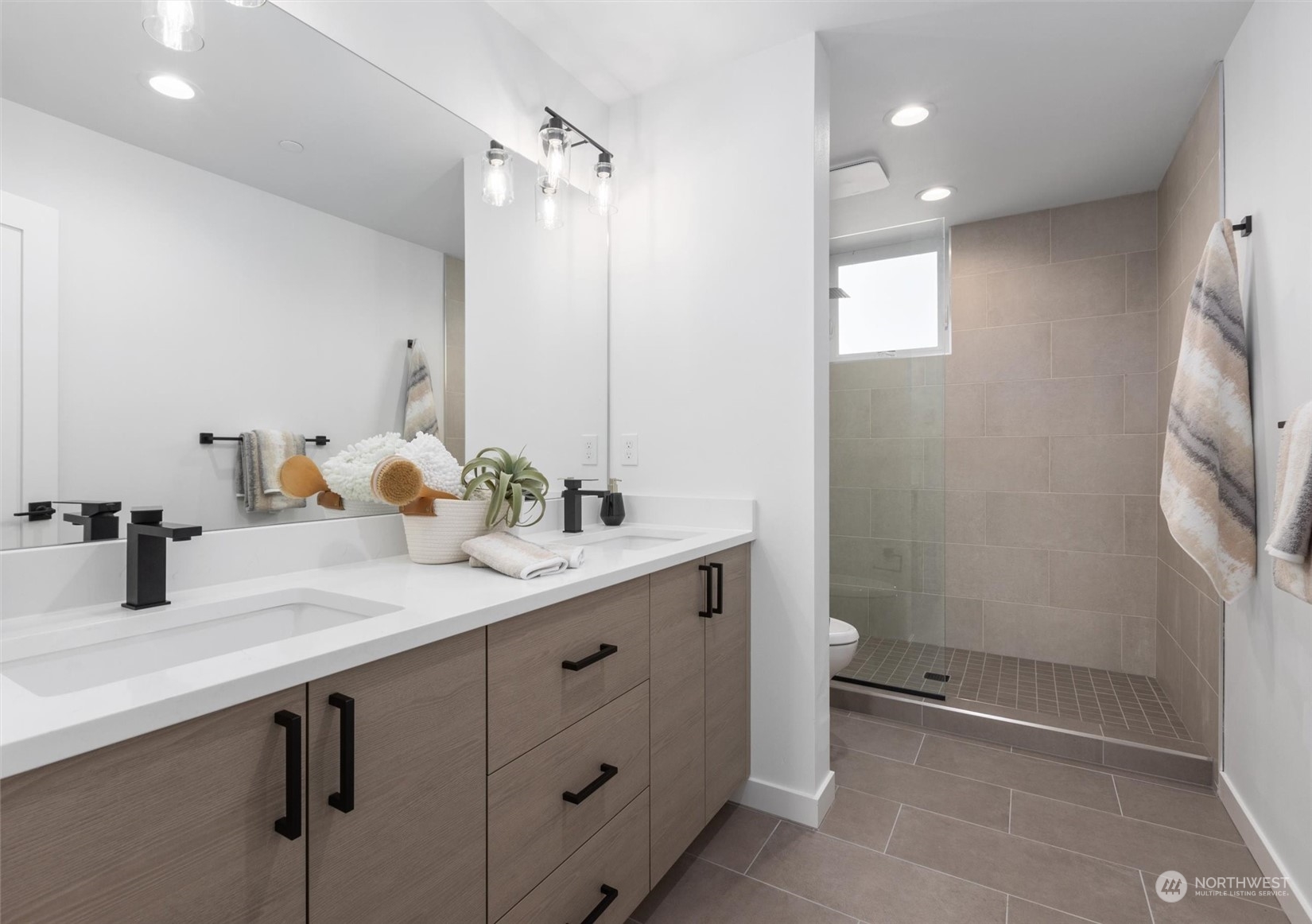 4209 Southwest Raymond Street Seattle, WA 98136 - Photo 22 of 40 Gallery Image 22