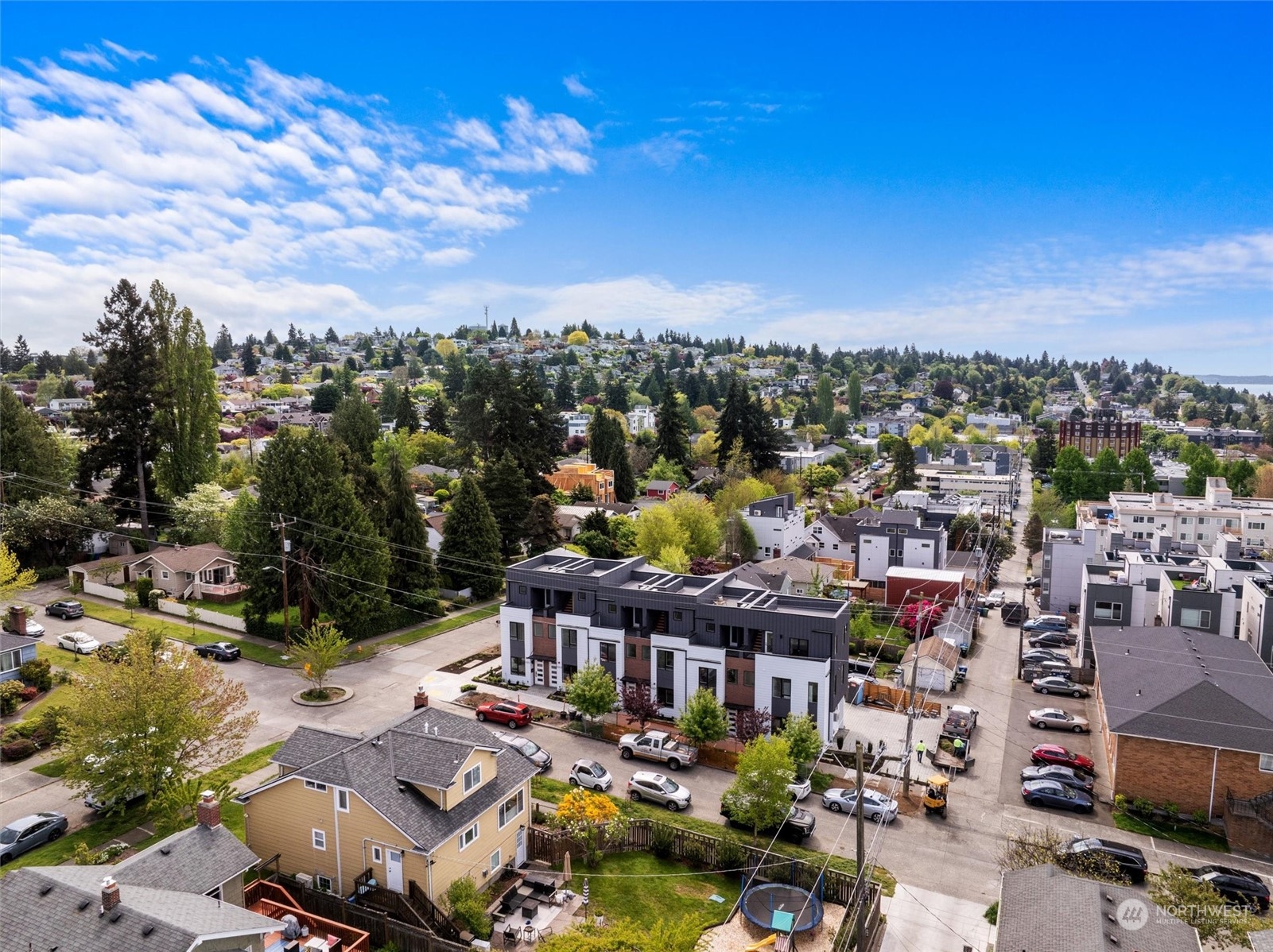 4209 Southwest Raymond Street Seattle, WA 98136 - Photo 33 of 40 Gallery Image 33