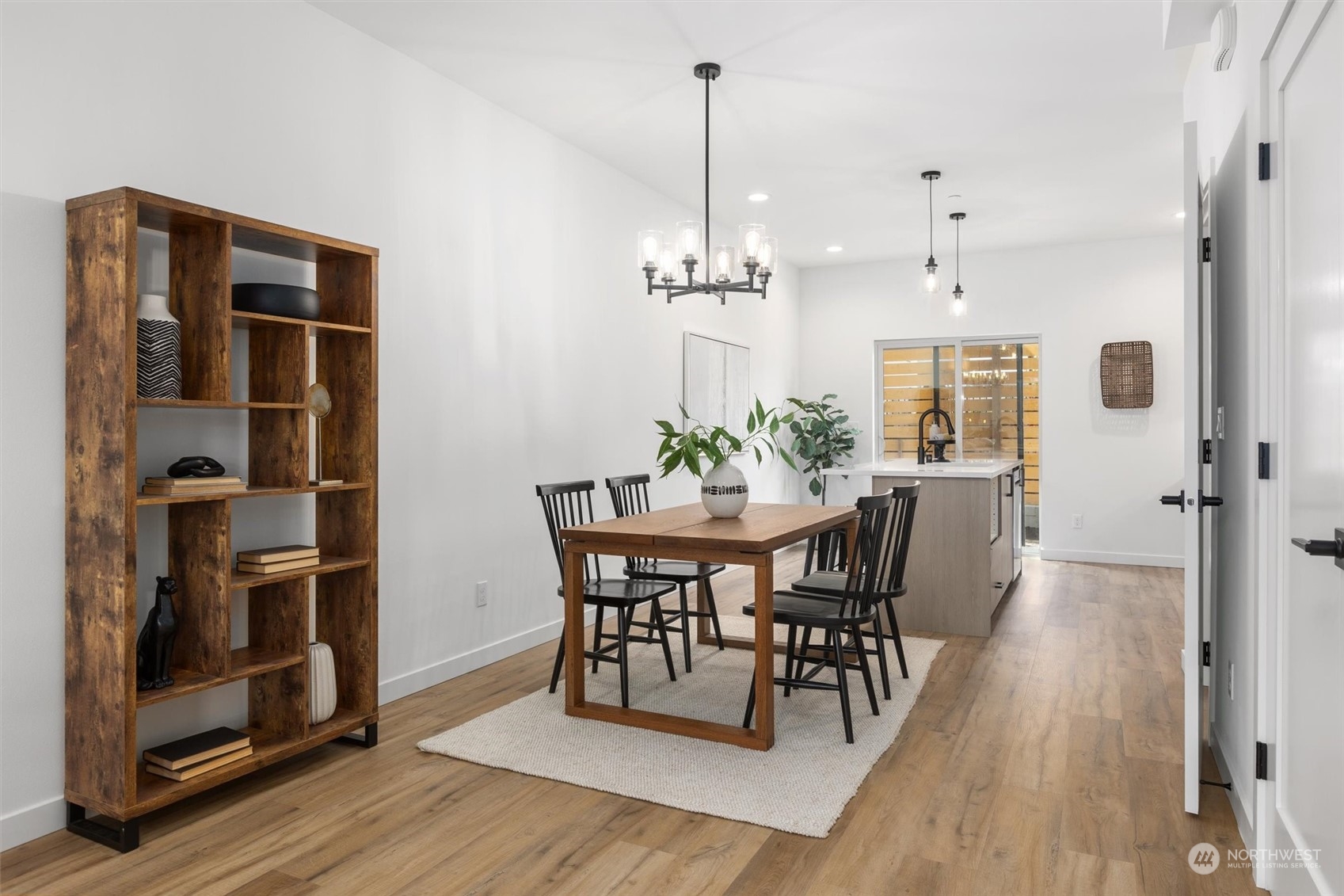 4209 Southwest Raymond Street Seattle, WA 98136 - Photo 6 of 40 Gallery Image 6