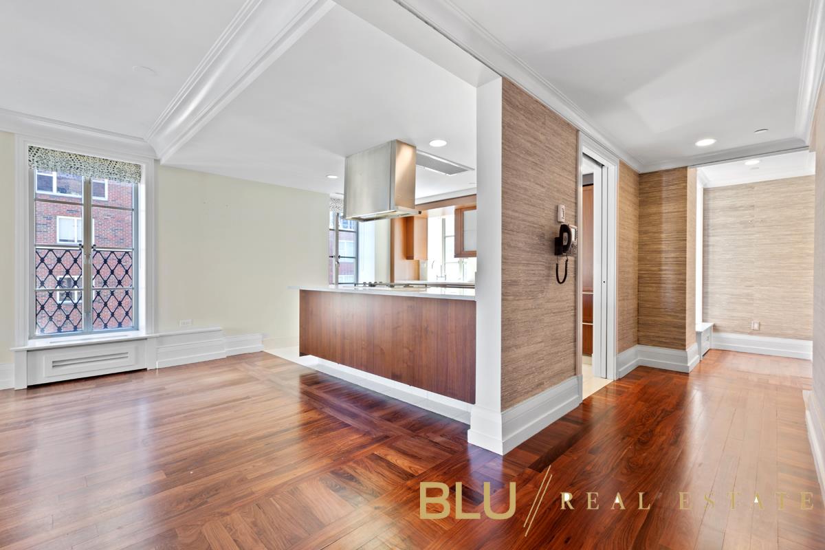 140 East 63rd Street, Unit 10A Manhattan, NY 10065 - Photo 3 of 9
