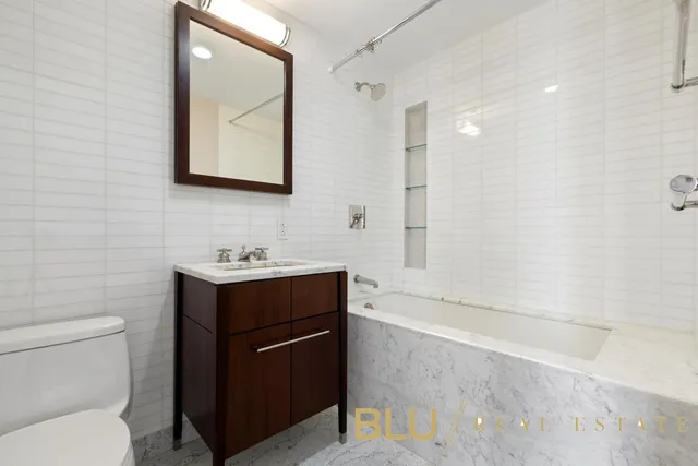 $3,250,000 | 140 East 63rd Street, Unit 10A | Lenox Hill