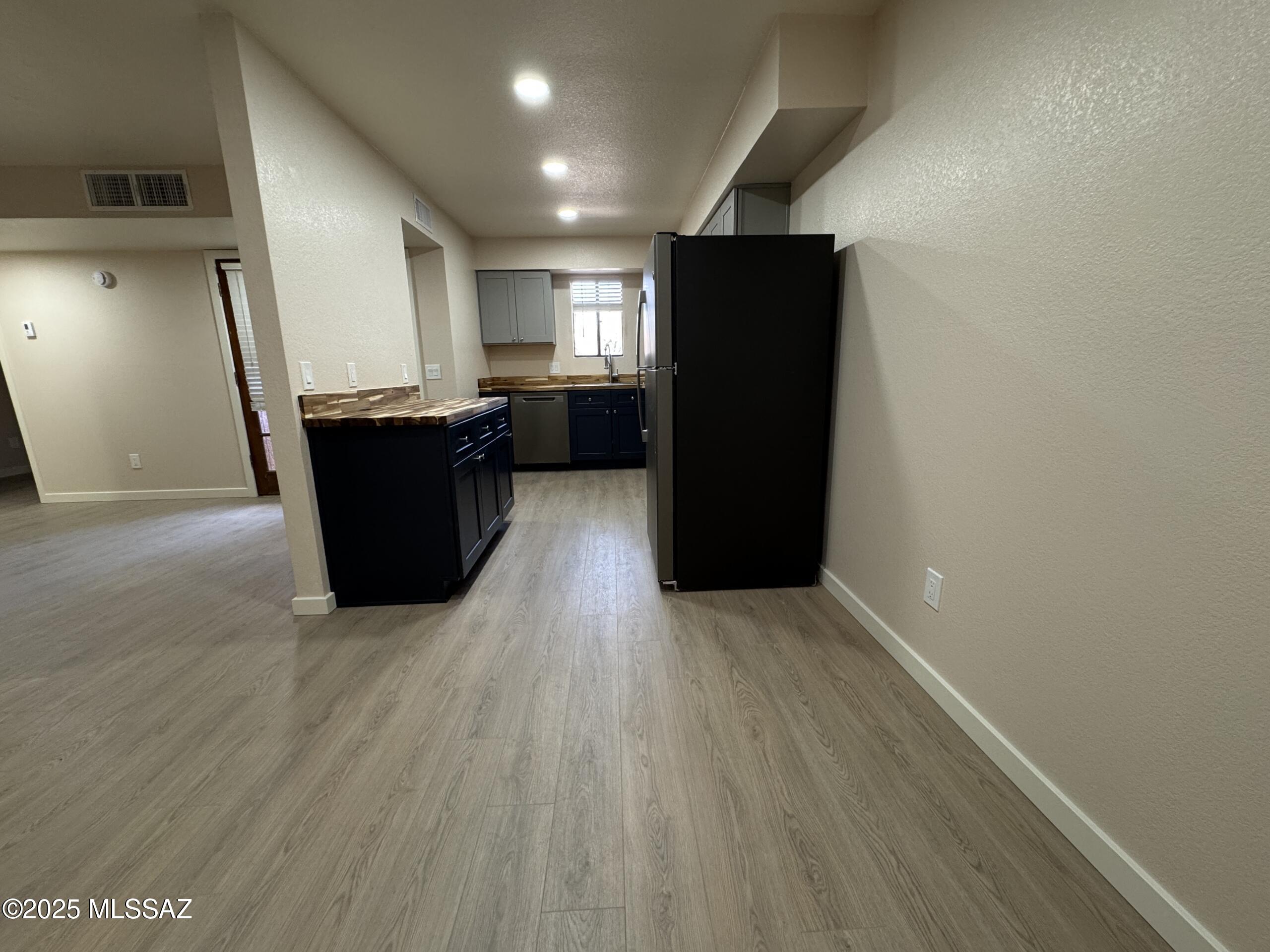 3690 North Country Club Road, Unit 1017 Tucson, AZ 85716 - Photo 4 of 27 Gallery Image 4