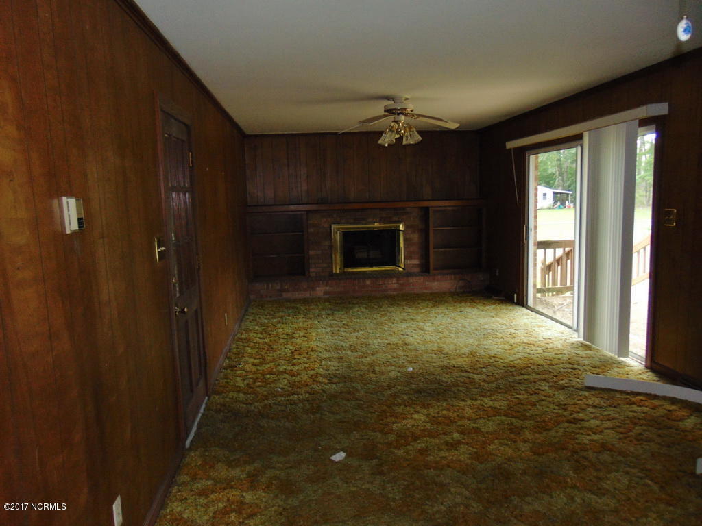 414 Lawson Road Washington, NC 27889 - Photo 8 of 14 17 DEN