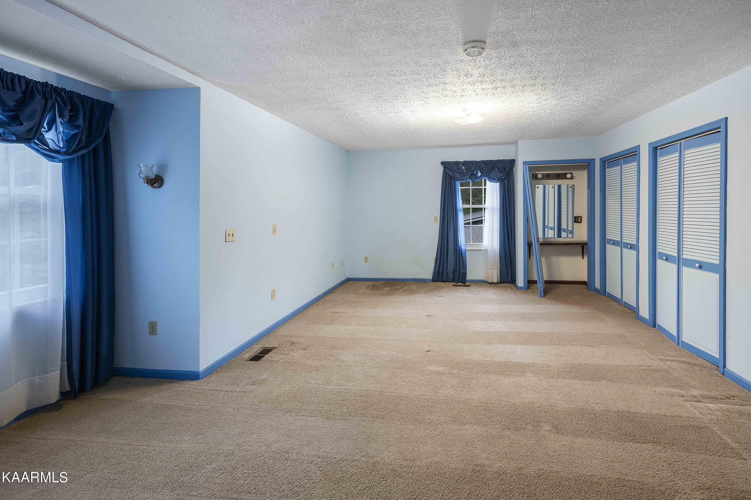 316 Landrum Road Clinton, TN 37716 - Photo 23 of 34 JY4A0155