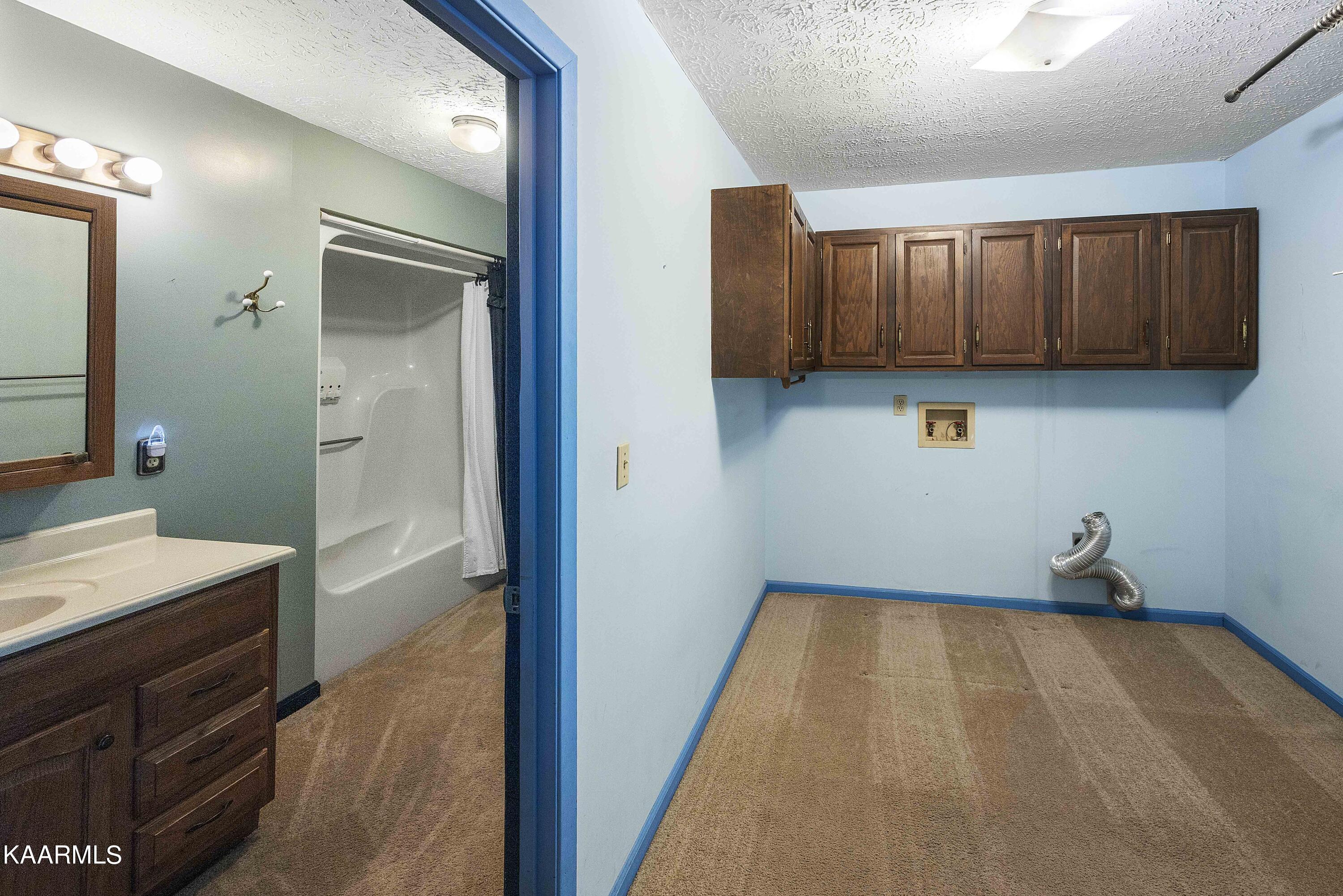 316 Landrum Road Clinton, TN 37716 - Photo 25 of 34 JY4A0162