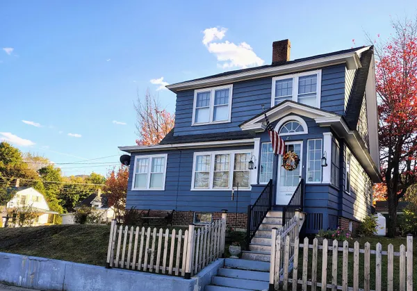 $185,900 | 25 Laurel Street, Berlin, NH 03570