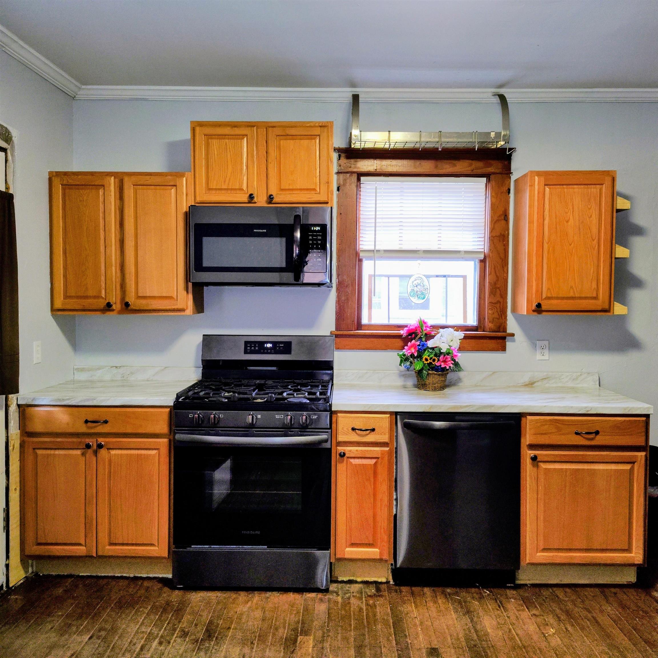 25 Laurel Street Berlin, NH 03570 - Photo 14 of 51