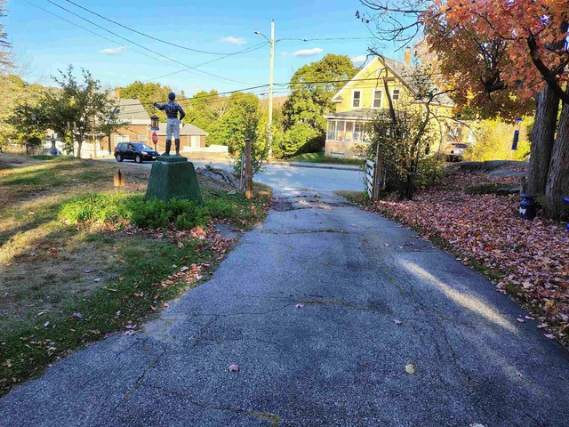 $185,900 | 25 Laurel Street, Berlin, NH 03570